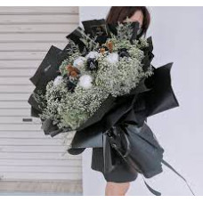 DARK BLOUSY AND OVERSIZED BOUQUET